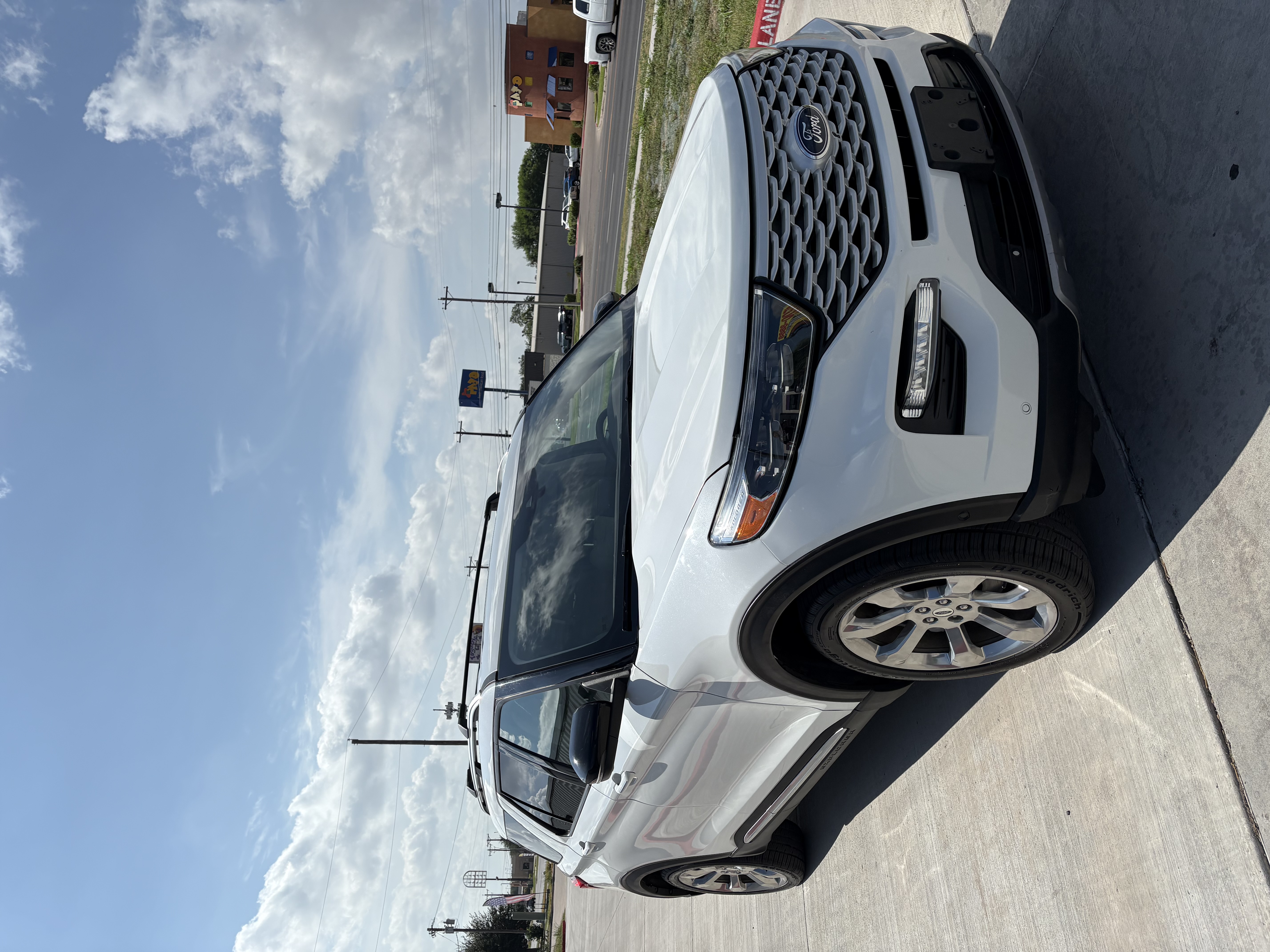 Explorer Platinum